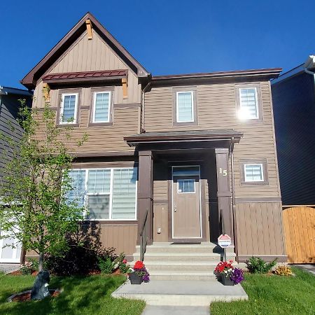 Delightful 1-Bedroom Private Suite In A New Home Calgary Zewnętrze zdjęcie